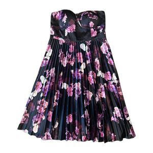 City Chic Everly Floral Strapless Pleated Dress